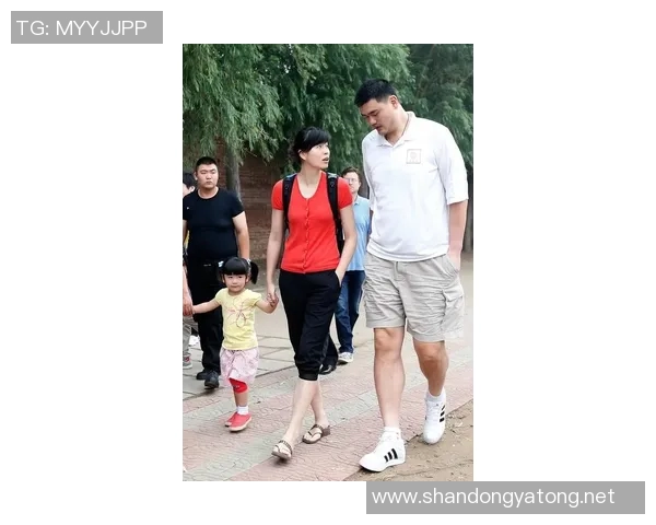 姚明与小矮人的奇妙对话探讨身高与梦想的关系