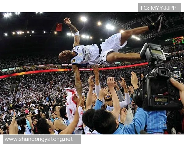 传奇球星与45号球衣的故事：从草根到巅峰的奋斗历程