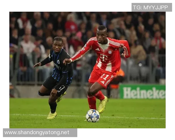 欧冠传奇足球明星的辉煌历程与不朽瞬间回顾