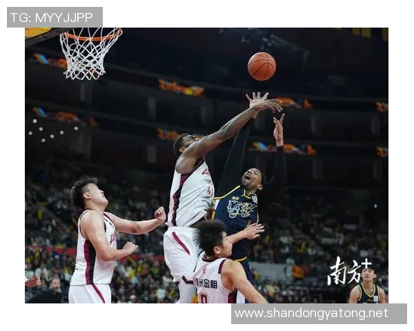 2018年CBA精彩对决回顾浙江队与广东队的巅峰对抗录像分析 2018年CBA精彩对决回顾浙江队与广东队的巅峰对抗录像分析