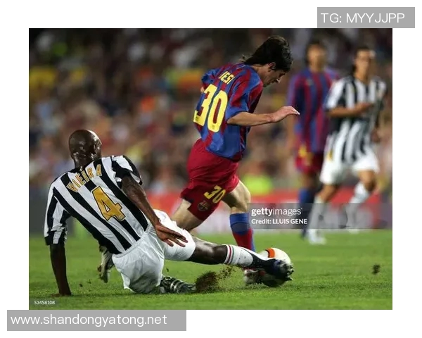 尤文图斯与巴塞罗那精彩对决全场回顾与精彩瞬间分析